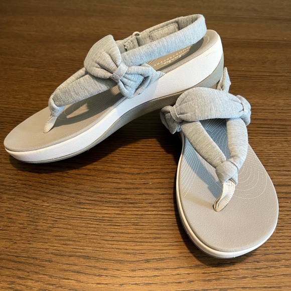 Clark’s Cloudstepper Sandals - Picture 4 of 4